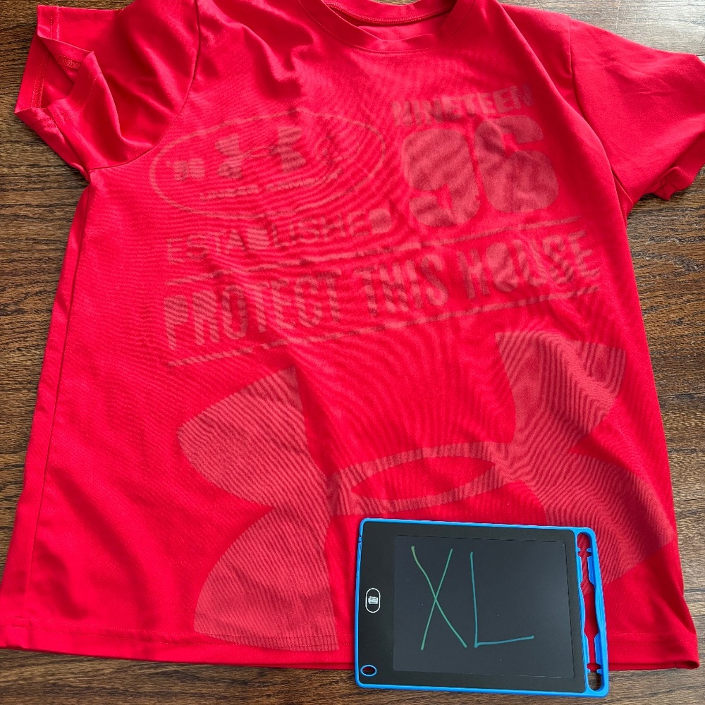 Boys Under Armour Shirt Size XL